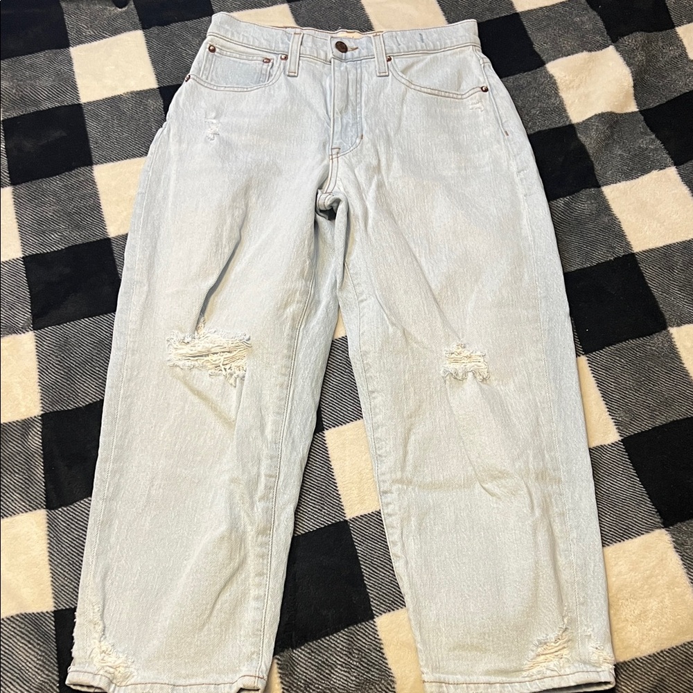 Madewell Light Blue Balloon Style Distressed Denim Jeans size 26P